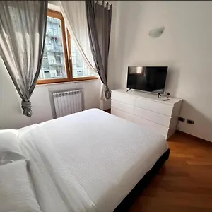 - Station Apartment Bari